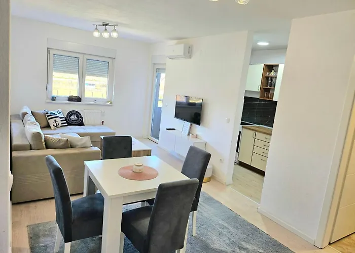 Apartman Aura